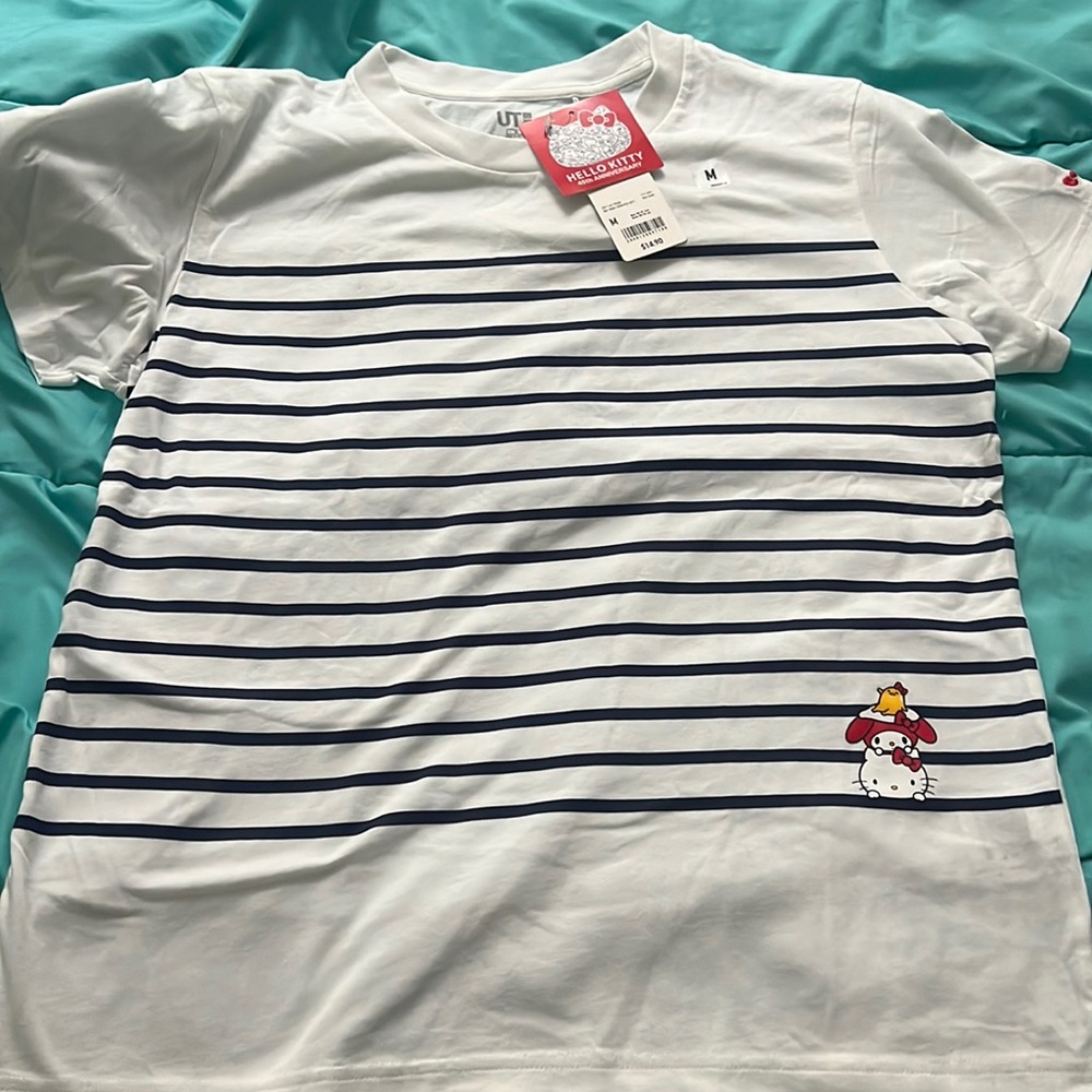 NWT : Uniqlo x Sanrio Tshirt